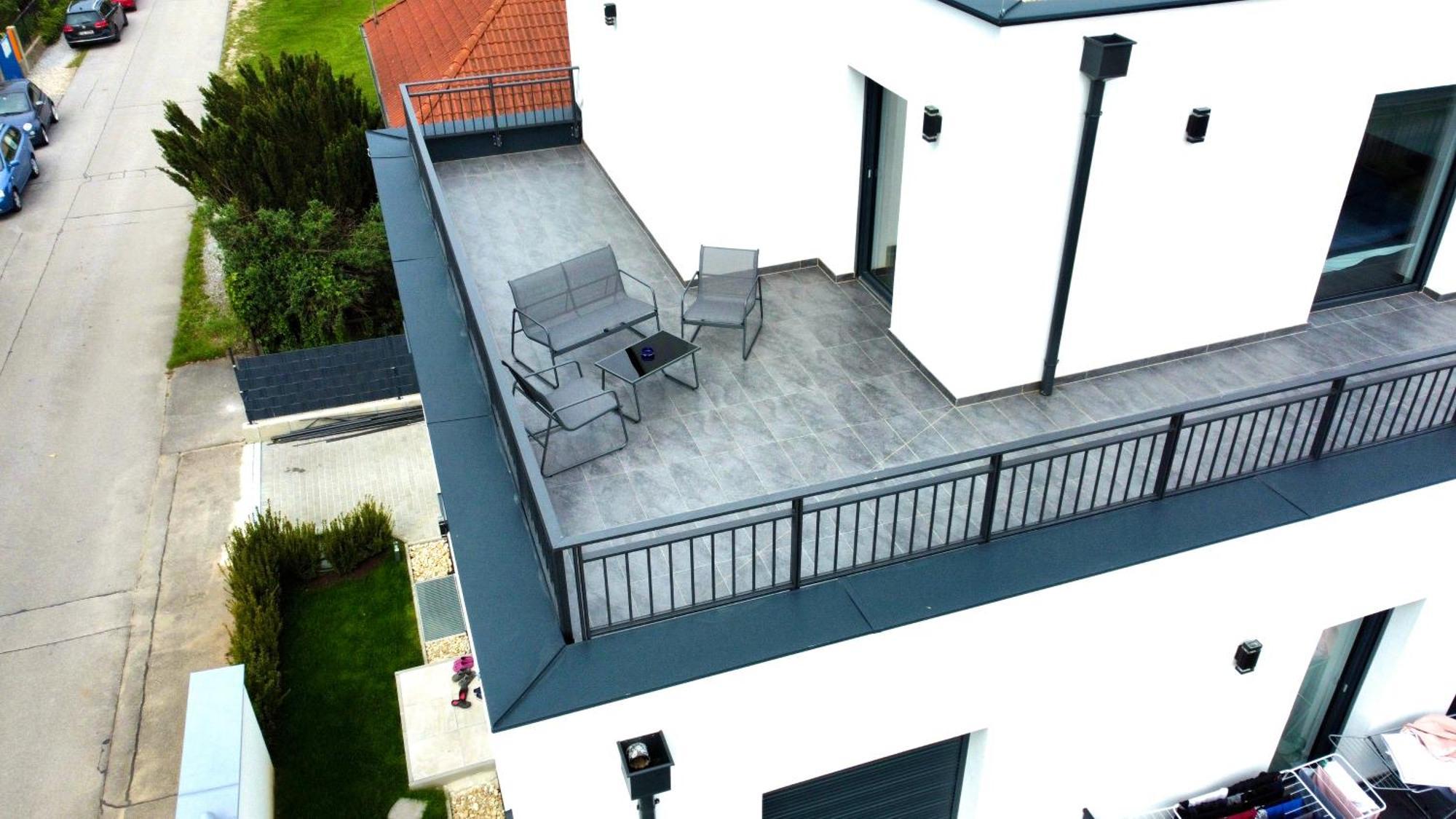 Apartament Weisses Haus Gerasdorf bei Wien Zewnętrze zdjęcie