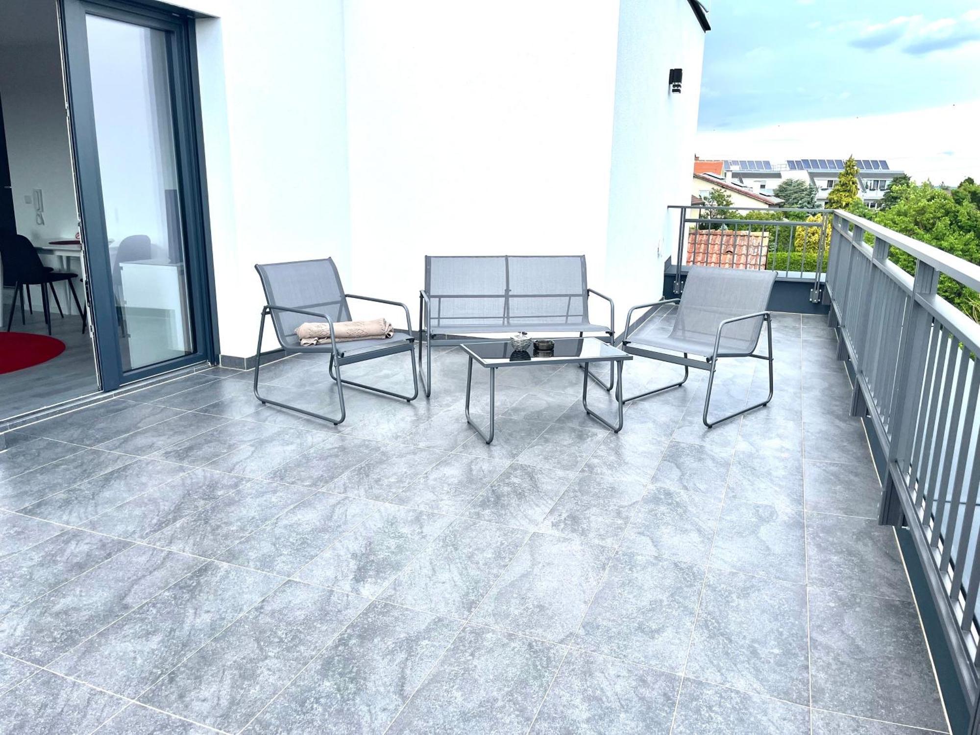Apartament Weisses Haus Gerasdorf bei Wien Zewnętrze zdjęcie