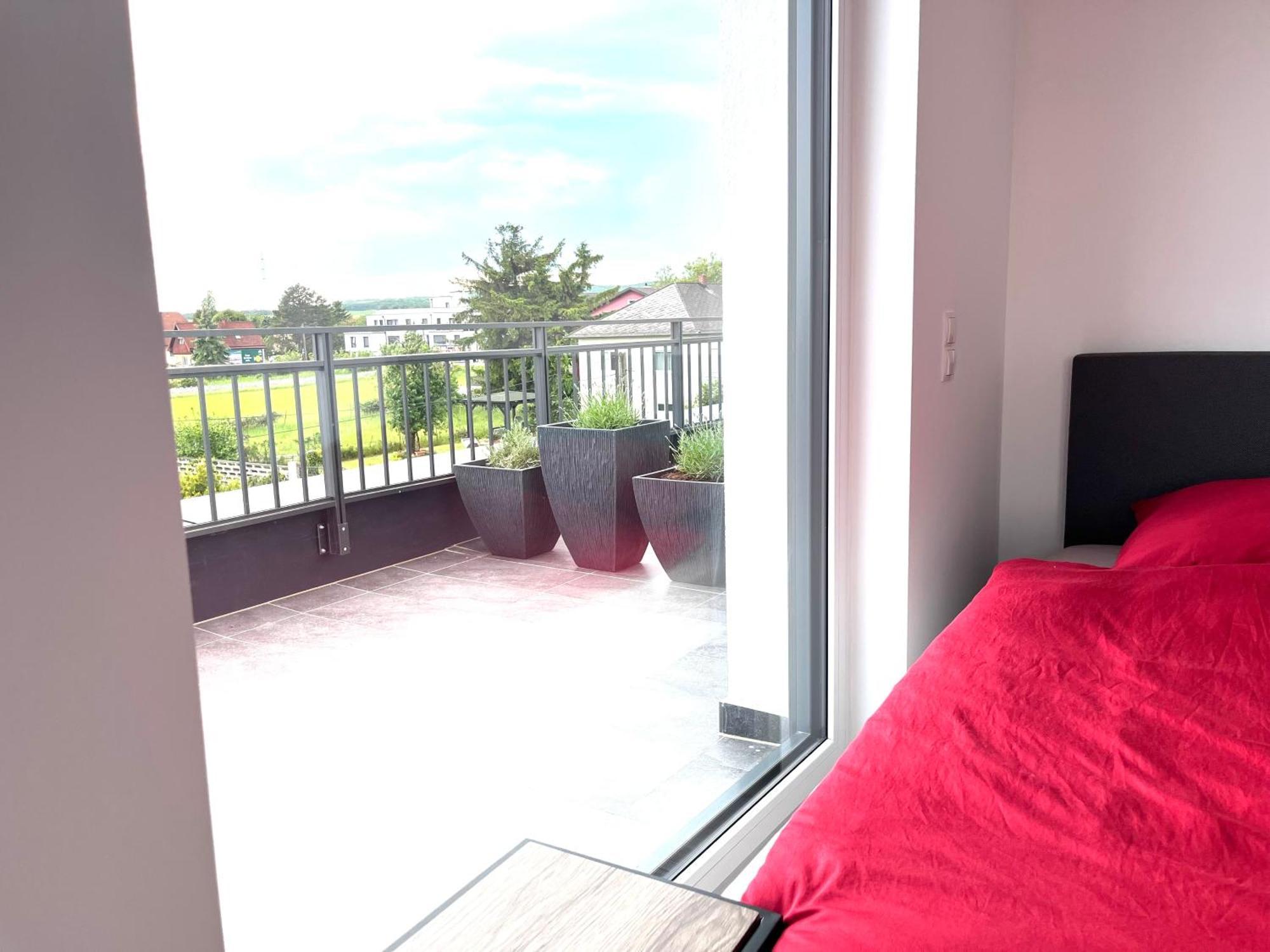 Apartament Weisses Haus Gerasdorf bei Wien Zewnętrze zdjęcie