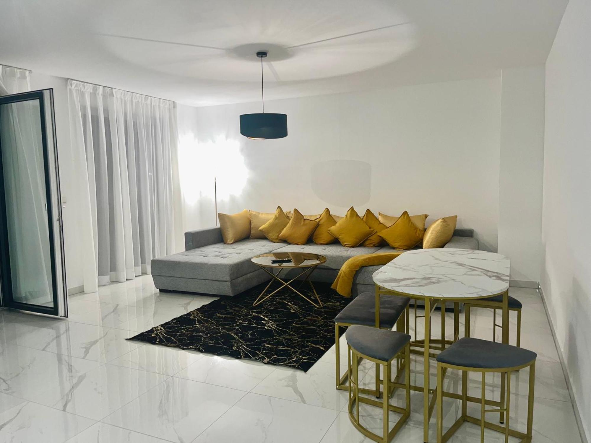 Apartament Weisses Haus Gerasdorf bei Wien Zewnętrze zdjęcie