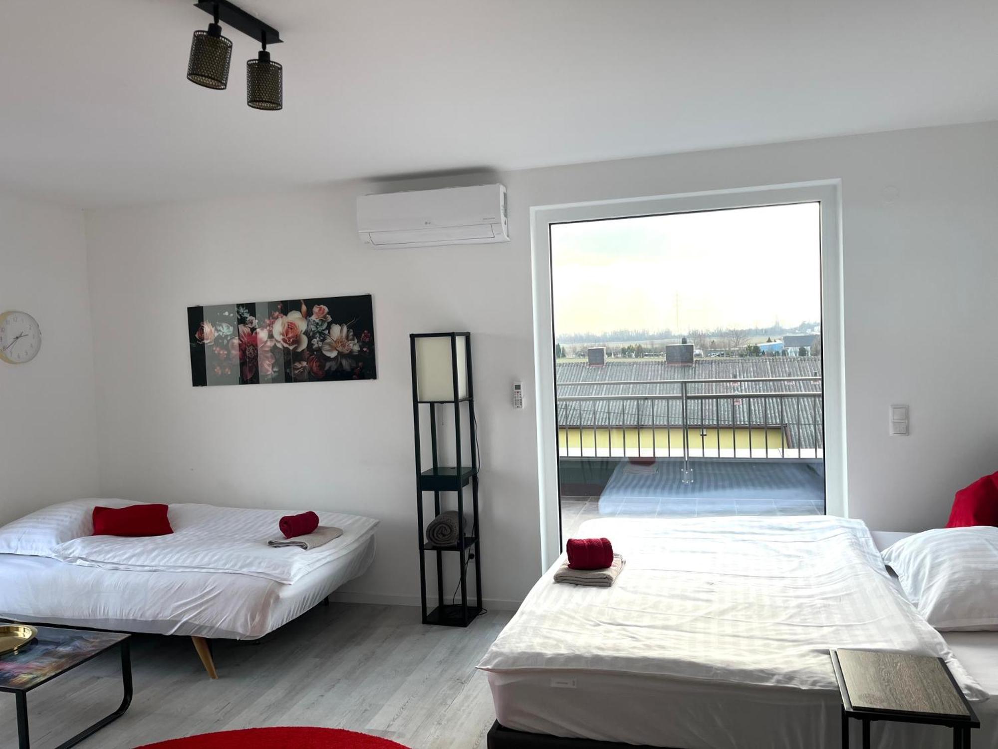 Apartament Weisses Haus Gerasdorf bei Wien Zewnętrze zdjęcie